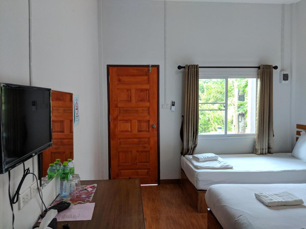 Maruay Hotel Surat Thani Exterior photo